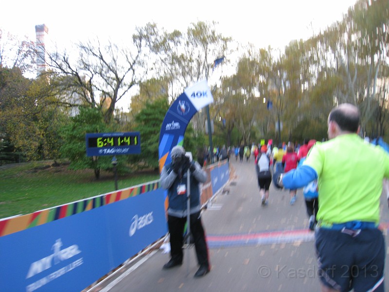 2014 NYRR Marathon 0491.jpg - The 2014 New York Marathon on November 2nd. A cold and blustery day.